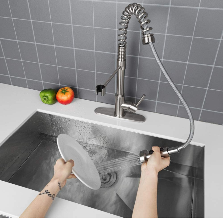 Lordear Single Handle Kitchen Faucet Single Hole Kitchen Sink Faucet