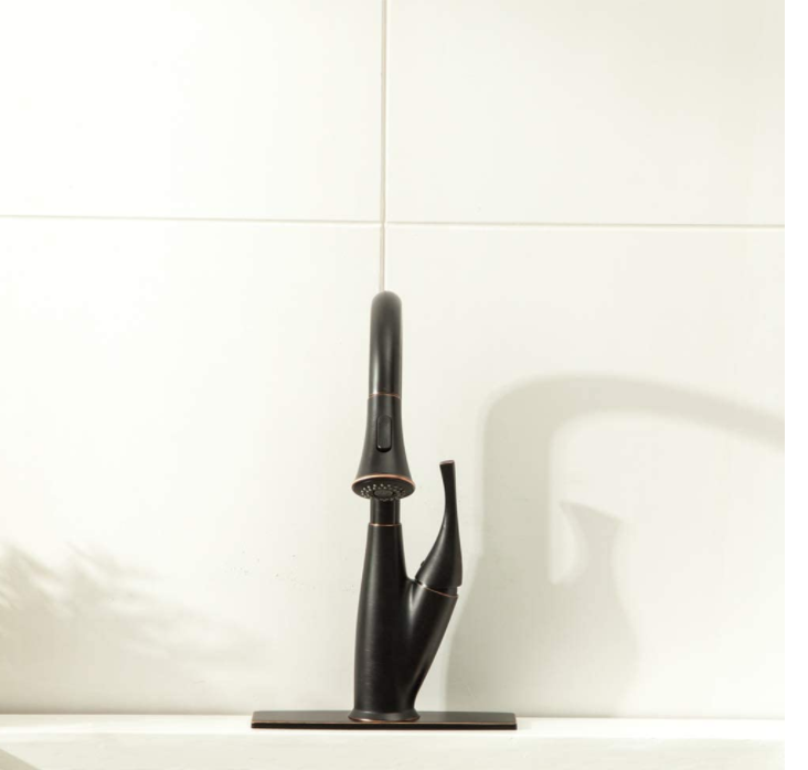 Lordear Single Handle Kitchen Faucet Single Hole Kitchen Sink Faucet
