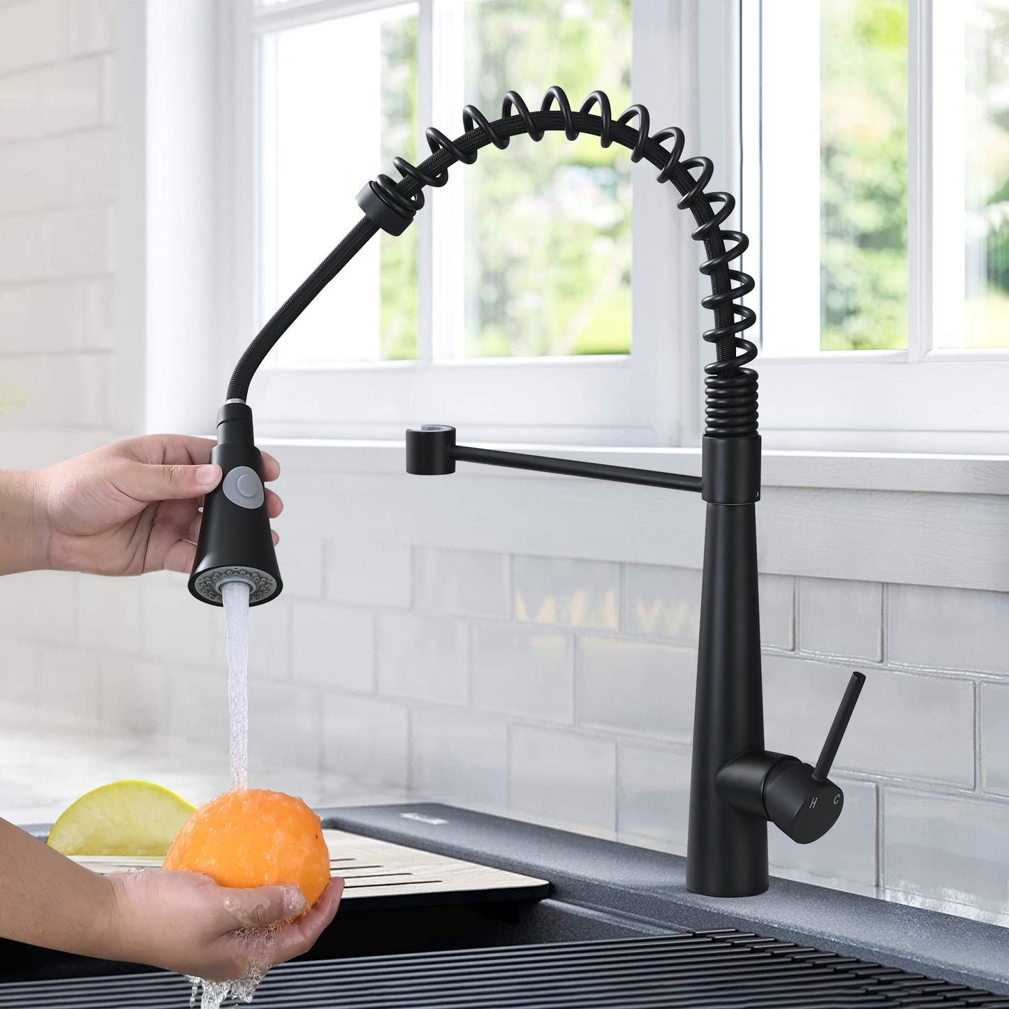 Kitchen Faucet with Pull Down Sprayer Matte Black